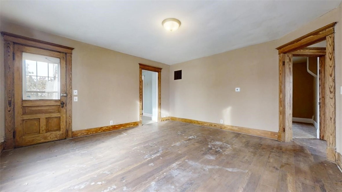 502 Attica Street Property Photo 8