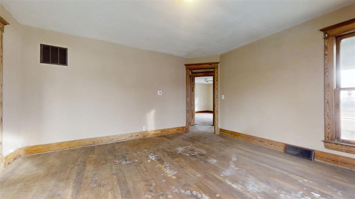 502 Attica Street Property Photo 9