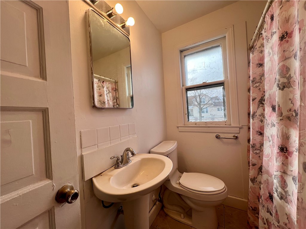 502 Attica Street Property Photo 29