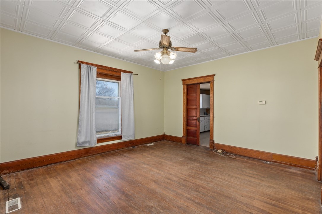 309 Main Street Property Photo 5