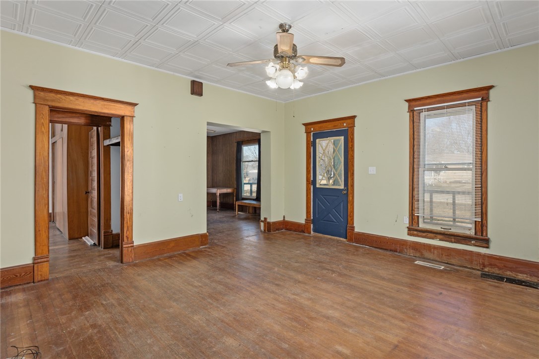 309 Main Street Property Photo 6
