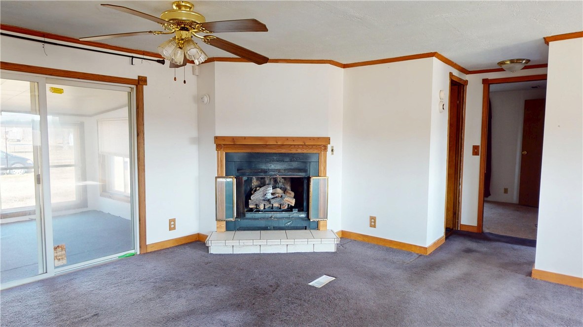 602 W Maple Street Property Photo 3