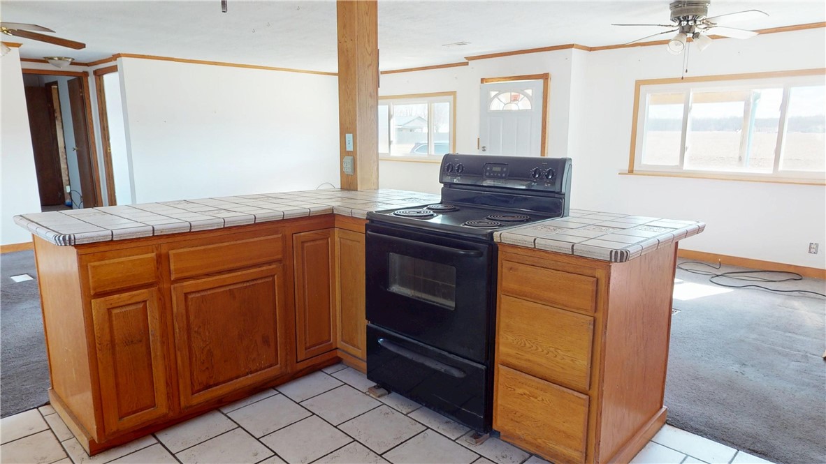 602 W Maple Street Property Photo 7