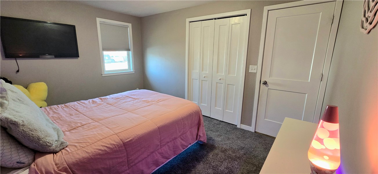 1007 W Saint Anthony Avenue Property Photo 17
