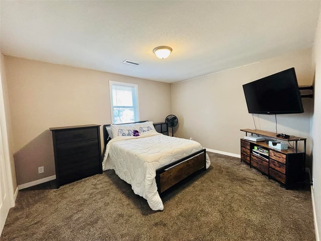1007 W Saint Anthony Avenue Property Photo 19