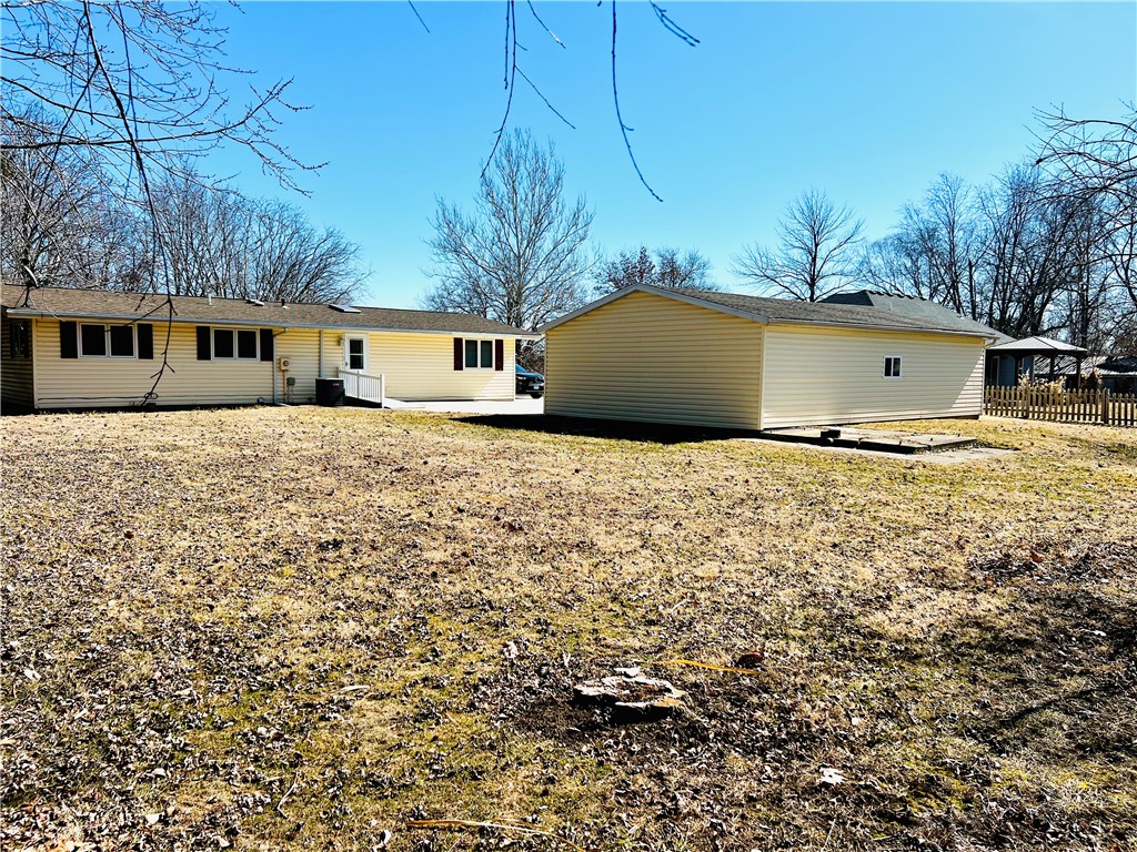 1339 N 1665 East Road Property Photo 4