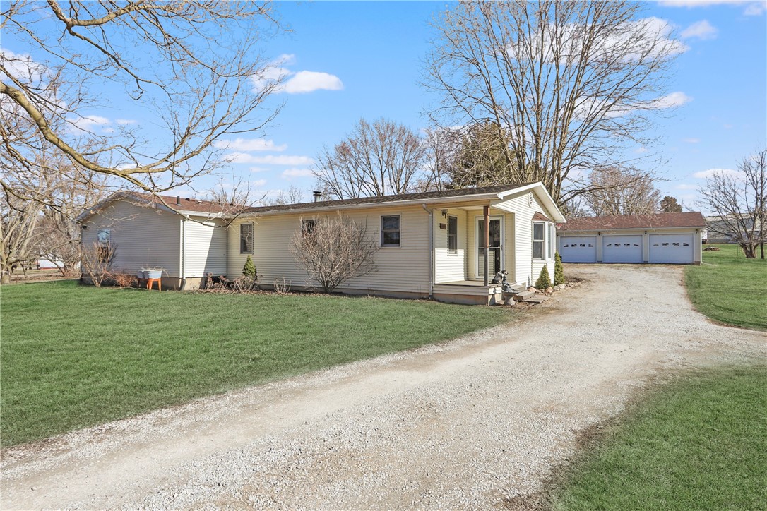 530 W Walnut Street Property Photo 3