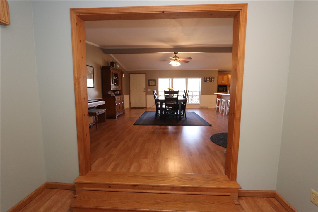 530 W Walnut Street Property Photo 7