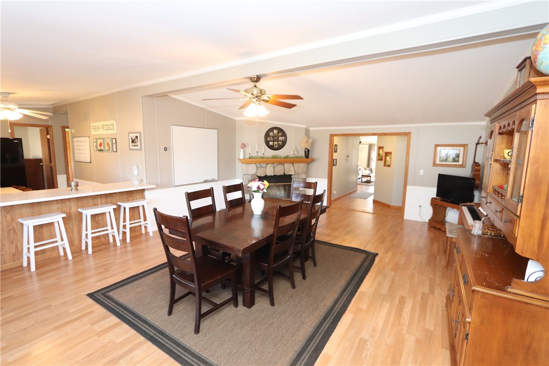 530 W Walnut Street Property Photo 9