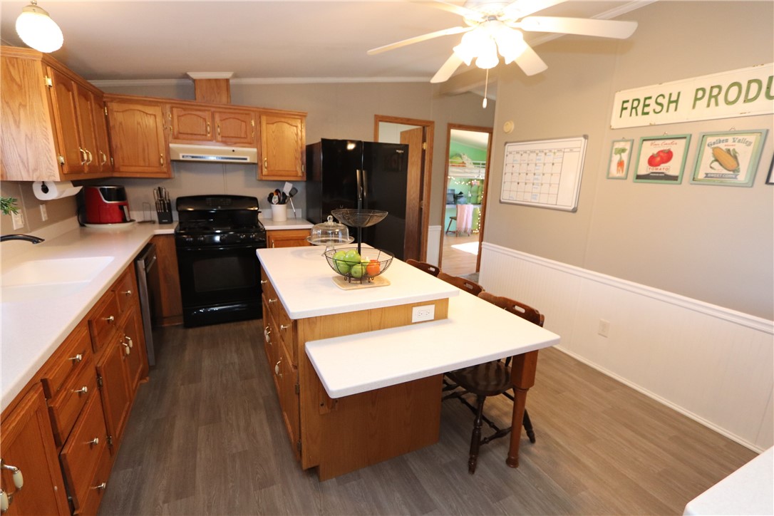 530 W Walnut Street Property Photo 12