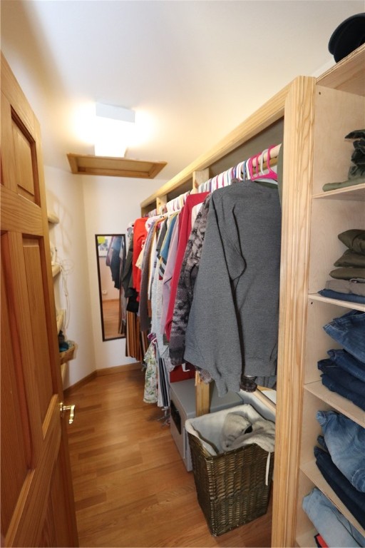 530 W Walnut Street Property Photo 16