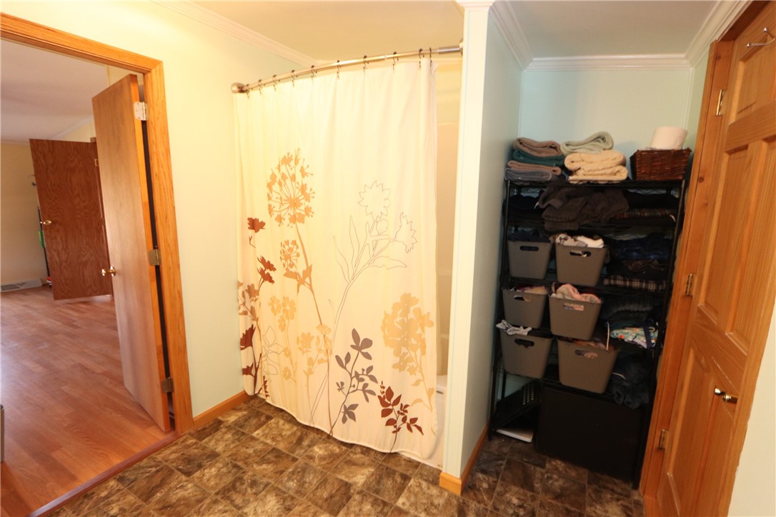 530 W Walnut Street Property Photo 23