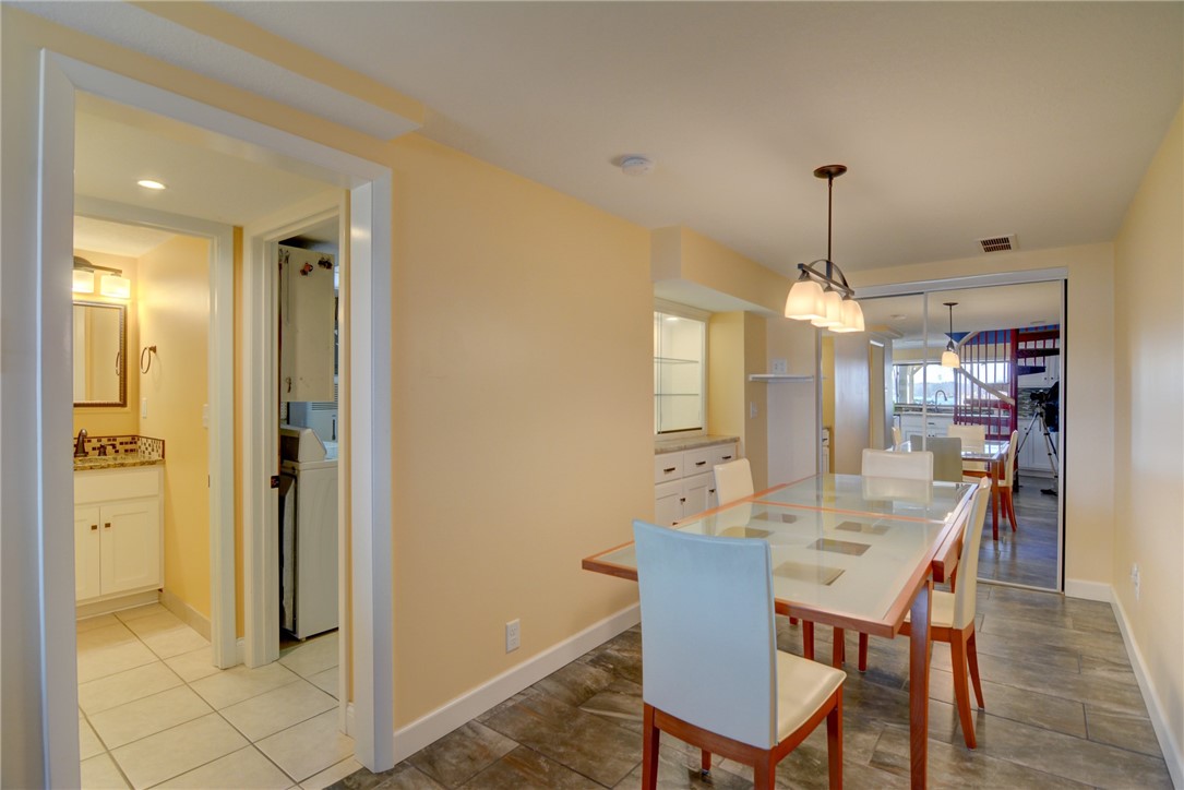 435 S Lake Shore Drive Property Photo 6