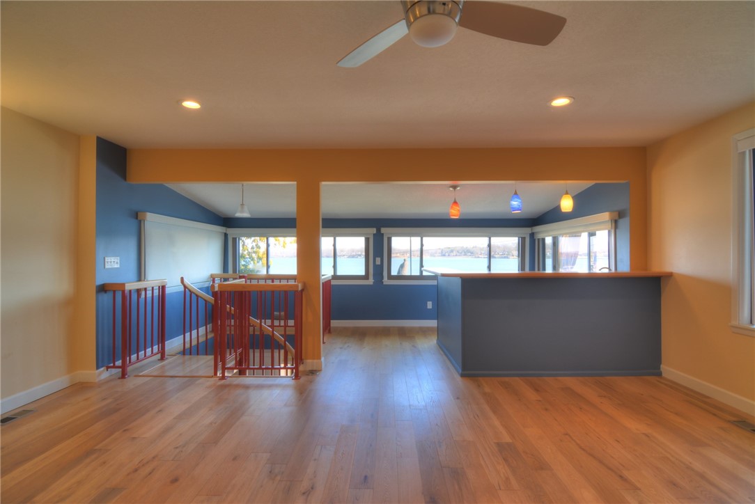 435 S Lake Shore Drive Property Photo 10