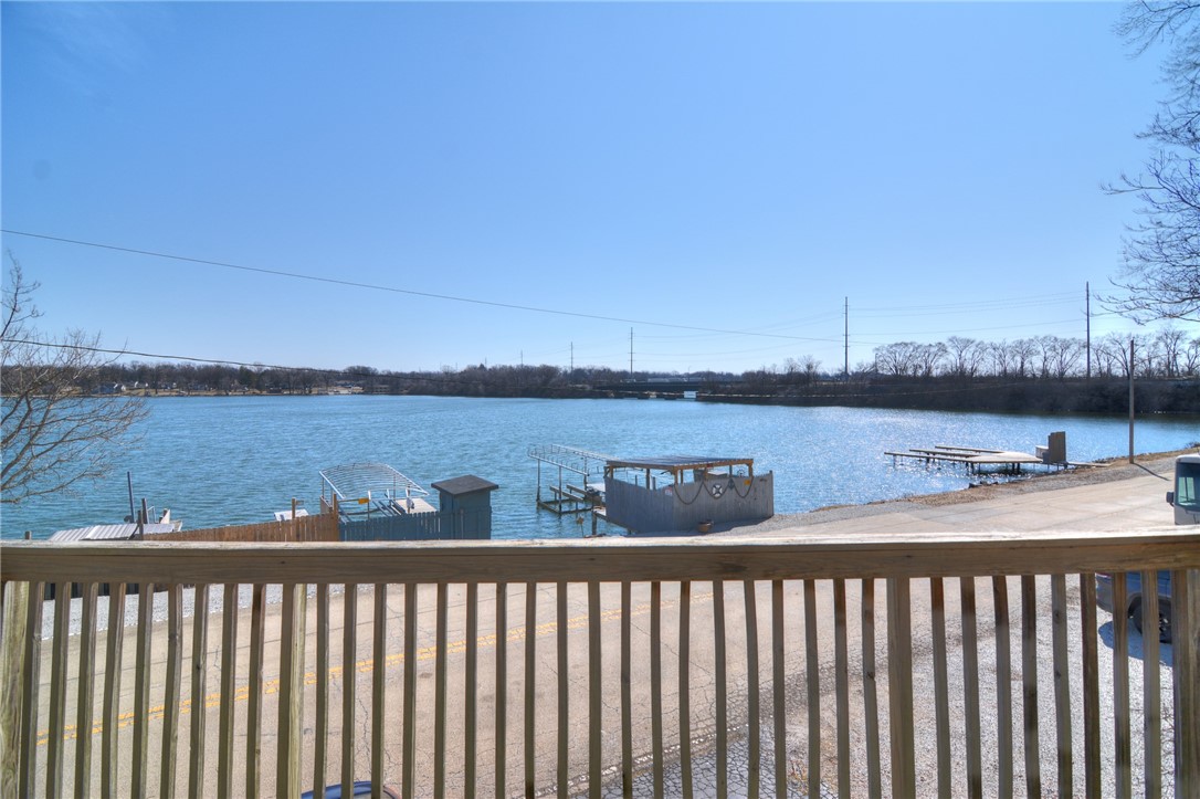 435 S Lake Shore Drive Property Photo 13