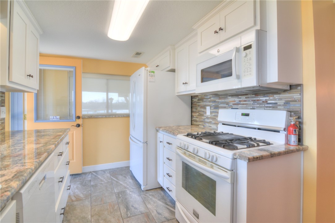 435 S Lake Shore Drive Property Photo 15