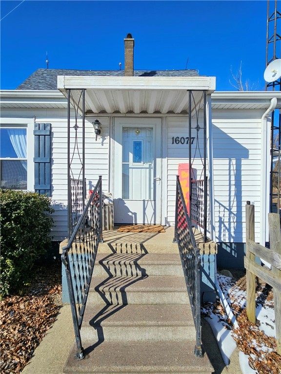 16077 500 North Road Property Photo 4