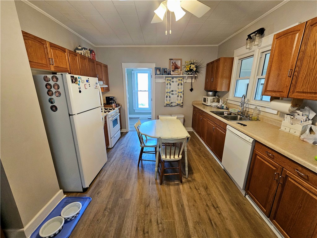 16077 500 North Road Property Photo 18
