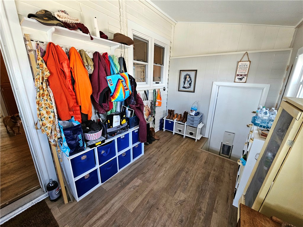 16077 500 North Road Property Photo 20