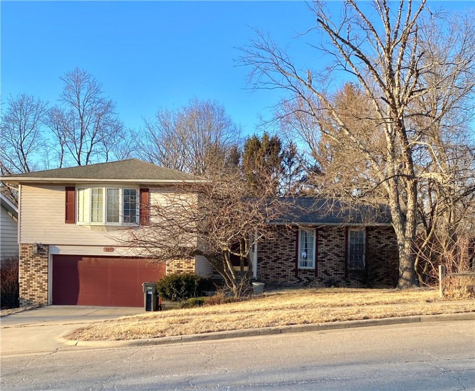 402 W Ash Avenue Property Photo 1