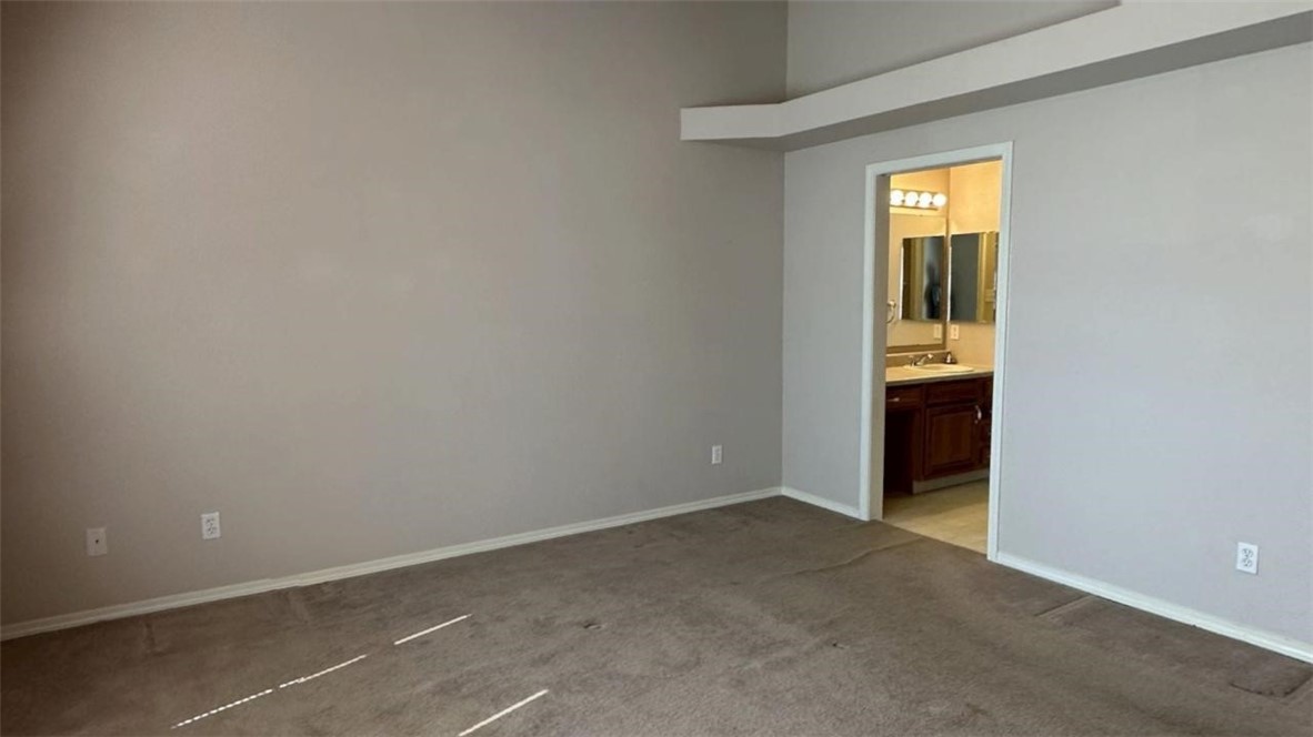 3136 Cobblestone Lane Property Photo 18