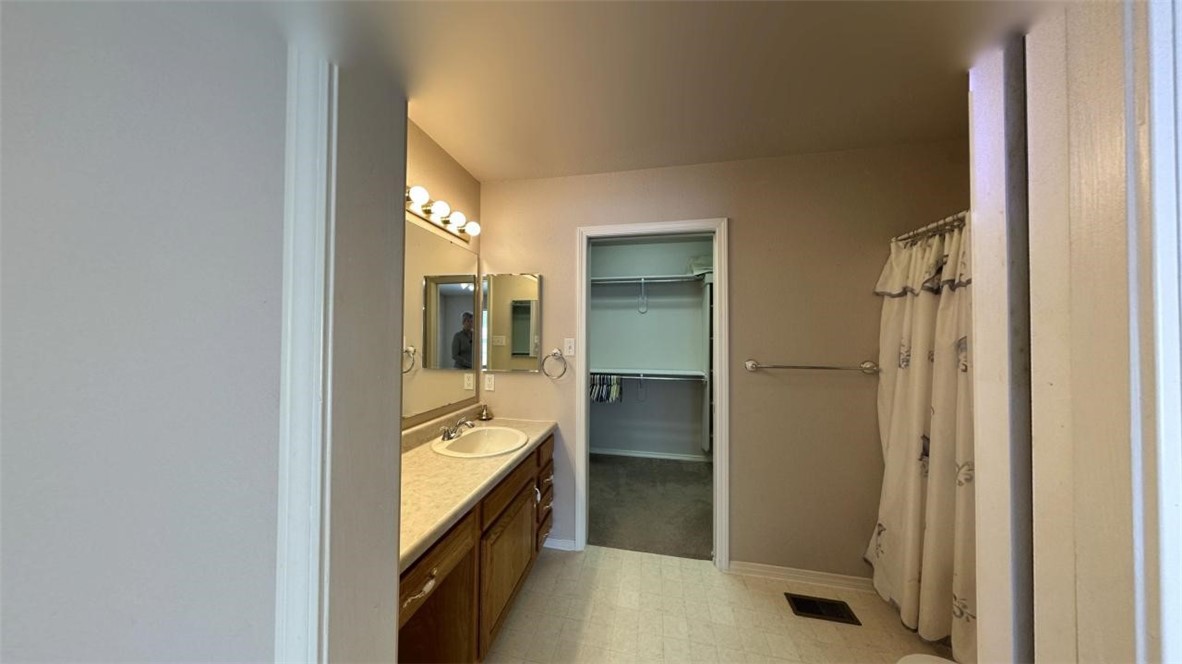 3136 Cobblestone Lane Property Photo 19