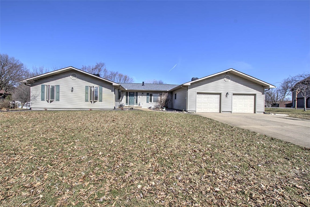 40 Hickory Point Court Property Photo 1