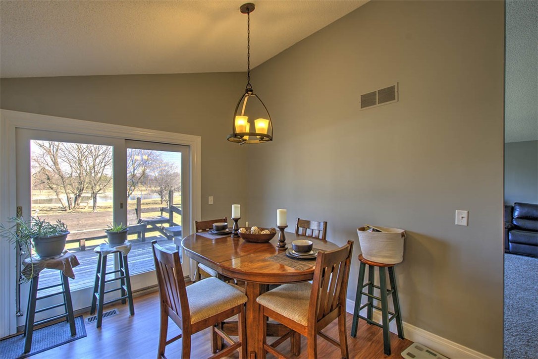 40 Hickory Point Court Property Photo 15