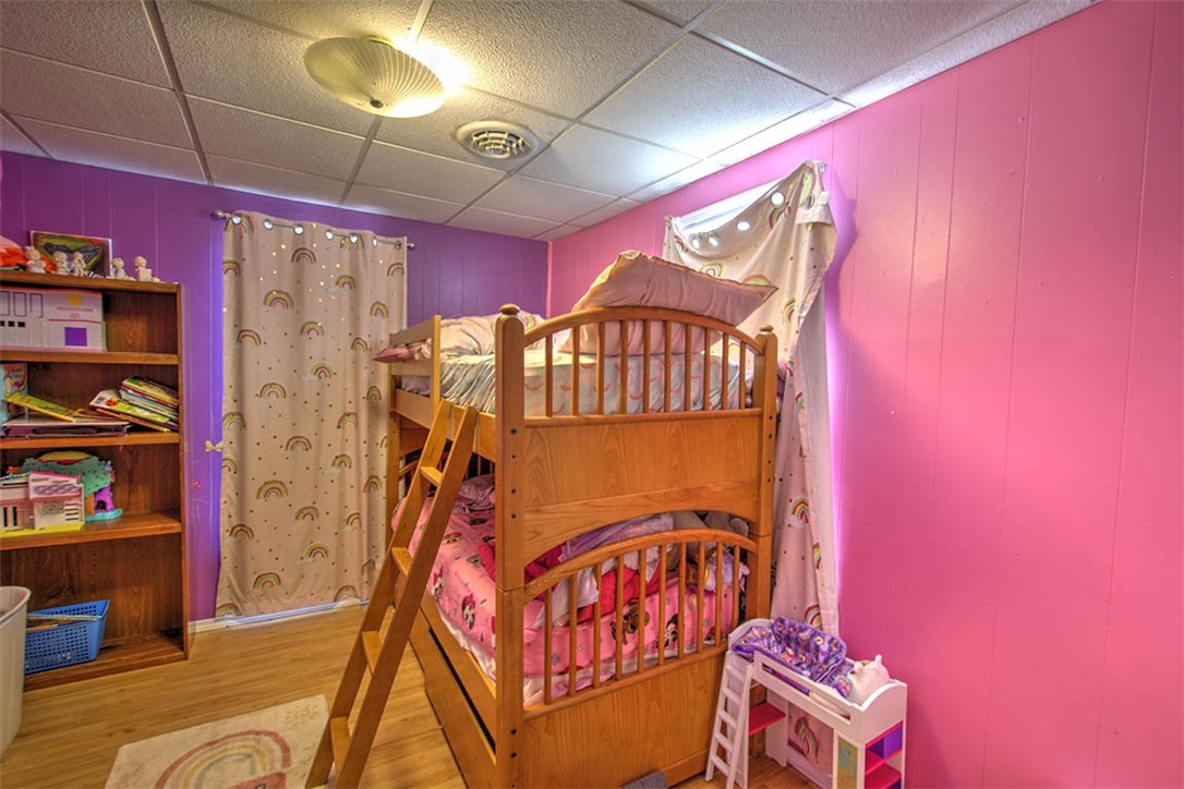 304 N Saint John Street Property Photo 10