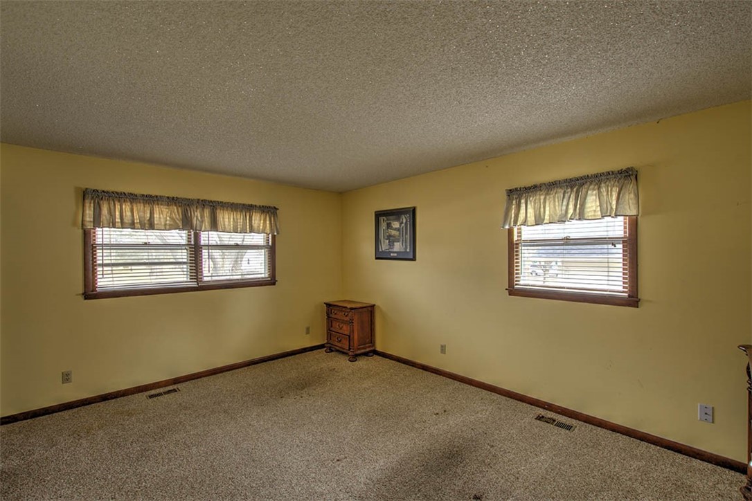 6525 Majors Lane Lane Property Photo 10
