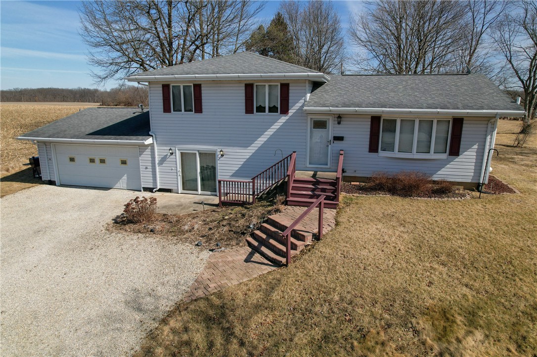 22827 N 1450 East Road Property Photo 4