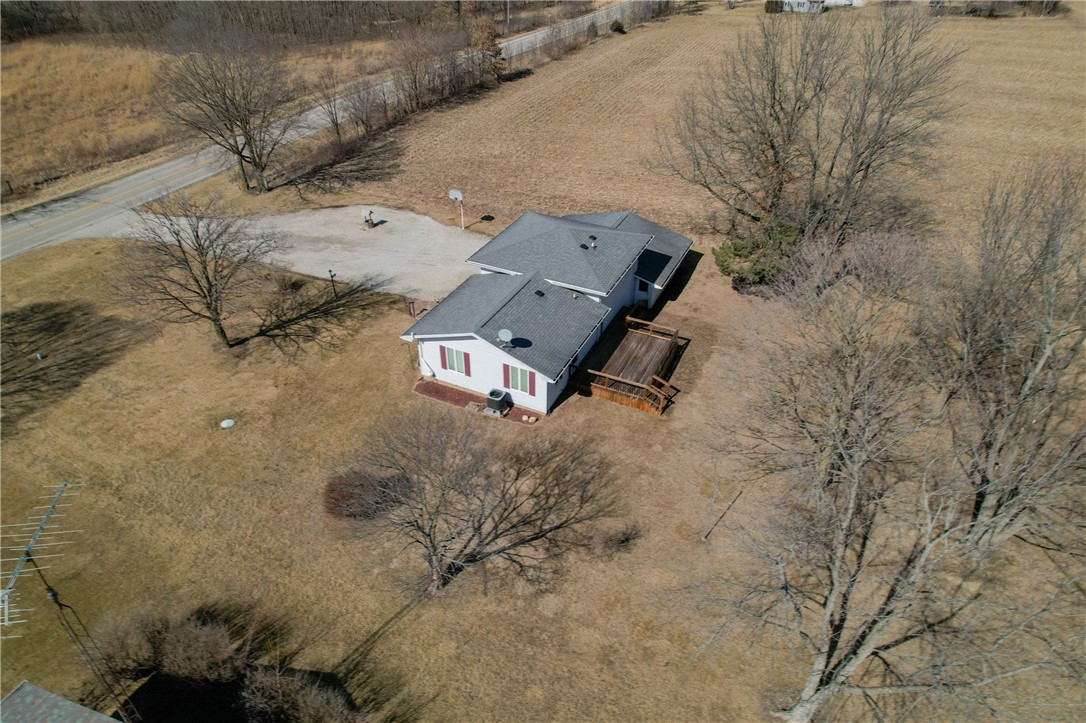 22827 N 1450 East Road Property Photo 9