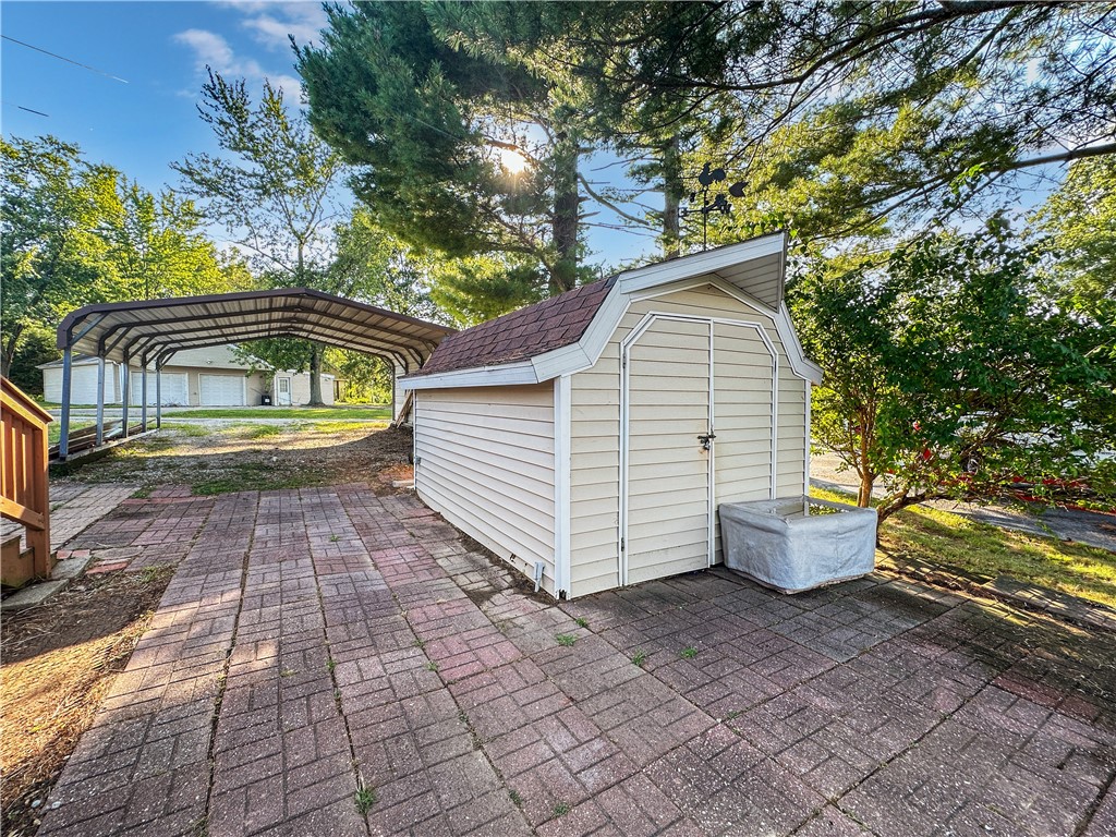 79 Lockhart Drive Property Photo 3