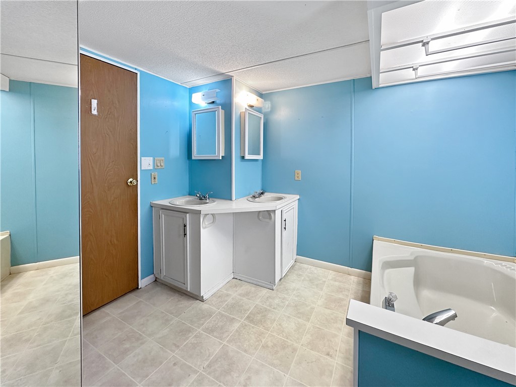 79 Lockhart Drive Property Photo 17