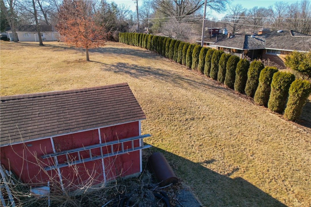501 E Roselawn Street Property Photo 13