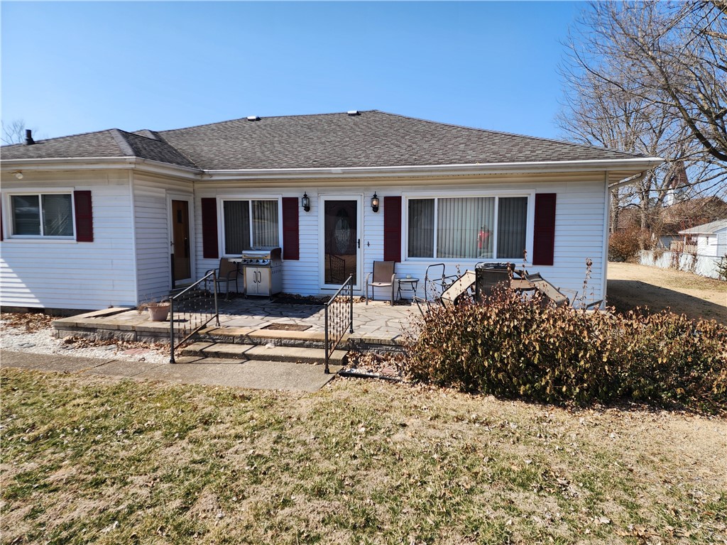 412 E Chestnut Street Property Photo