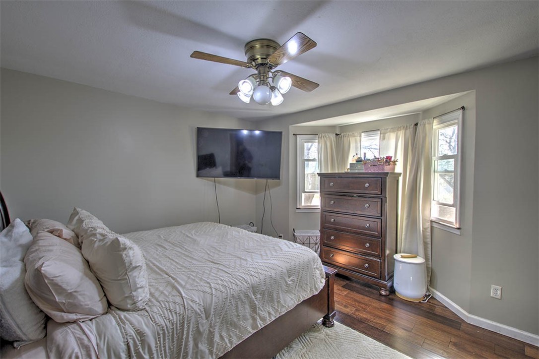 165 White Pines Circle Property Photo 14