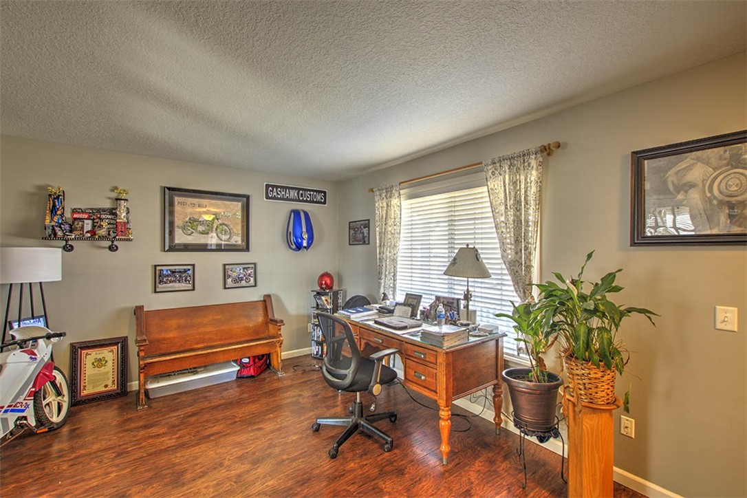 1365 Country Lane Property Photo 16