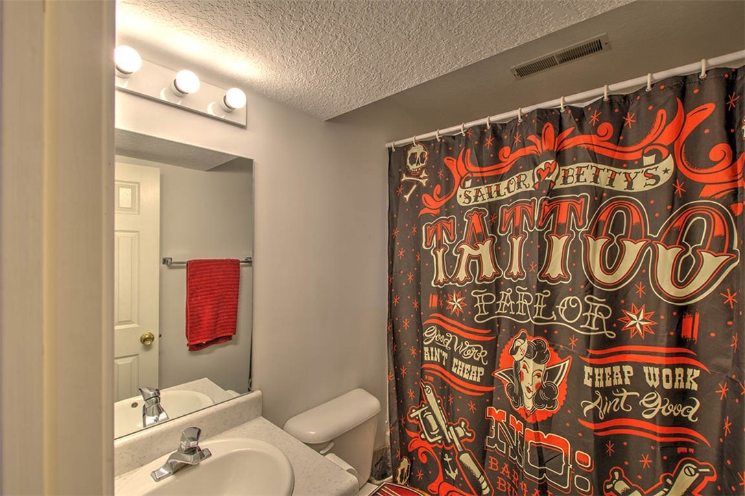 1365 Country Lane Property Photo 27