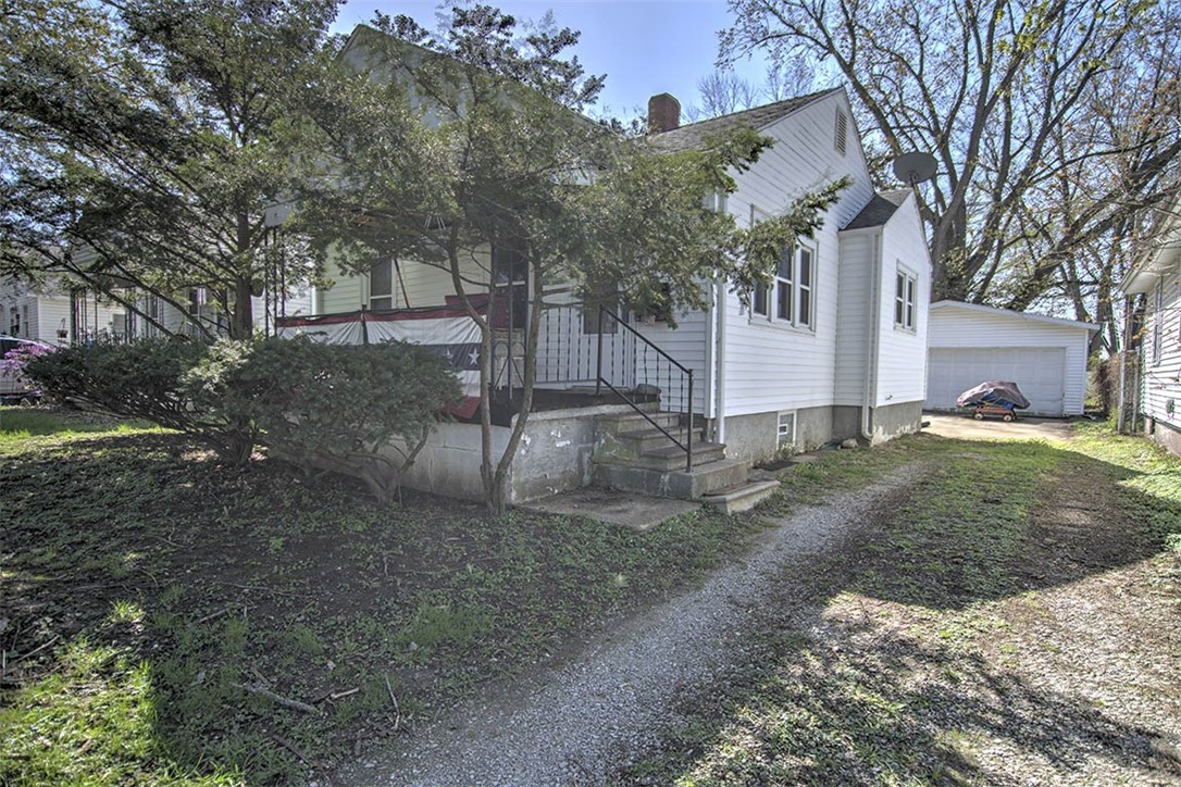 2549 E Main Street Property Photo