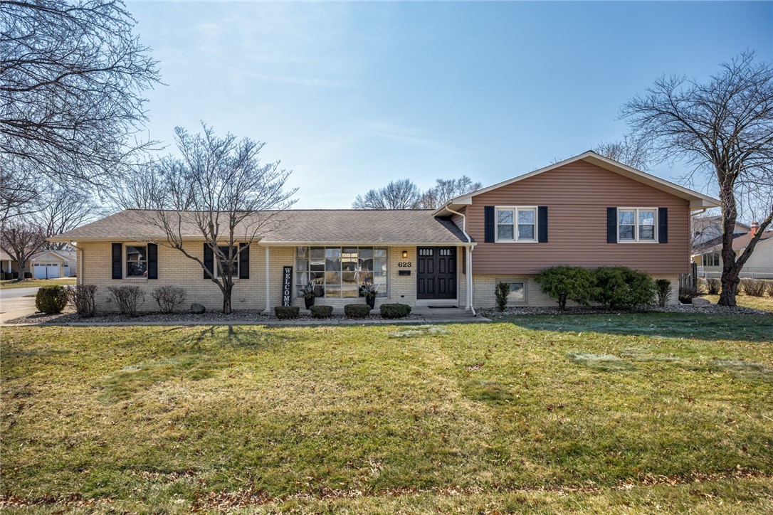 623 E North Avenue Property Photo