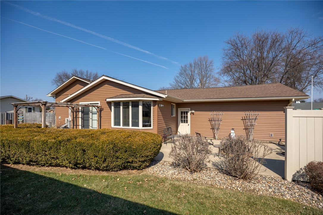 623 E North Avenue Property Photo 35