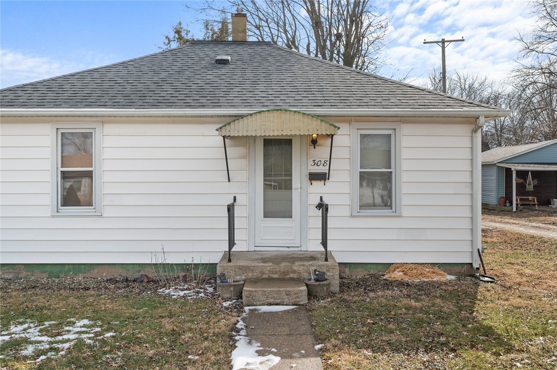 308 E Adams Street Property Photo 1