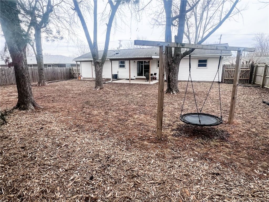 1016 Douglas Street Property Photo 18