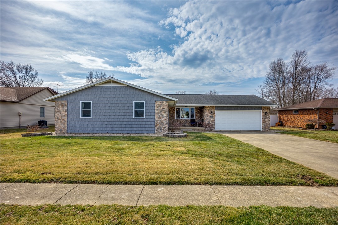 1107 Collins Drive Property Photo