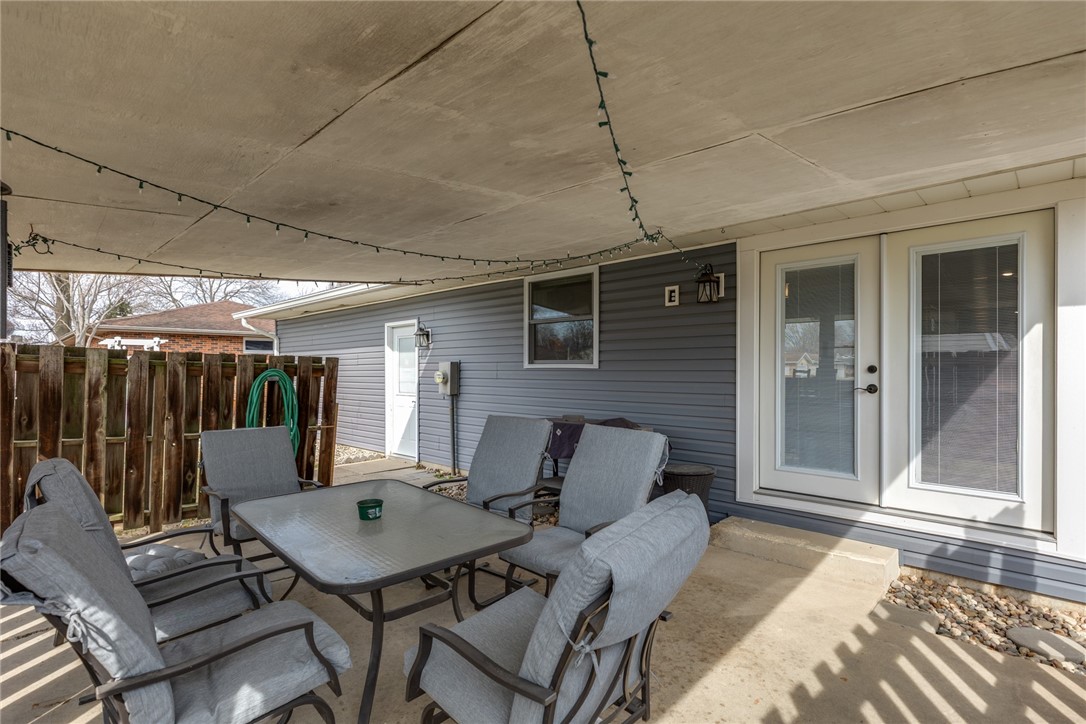 1107 Collins Drive Property Photo 9