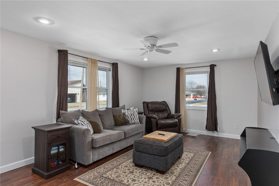 1107 Collins Drive Property Photo 12