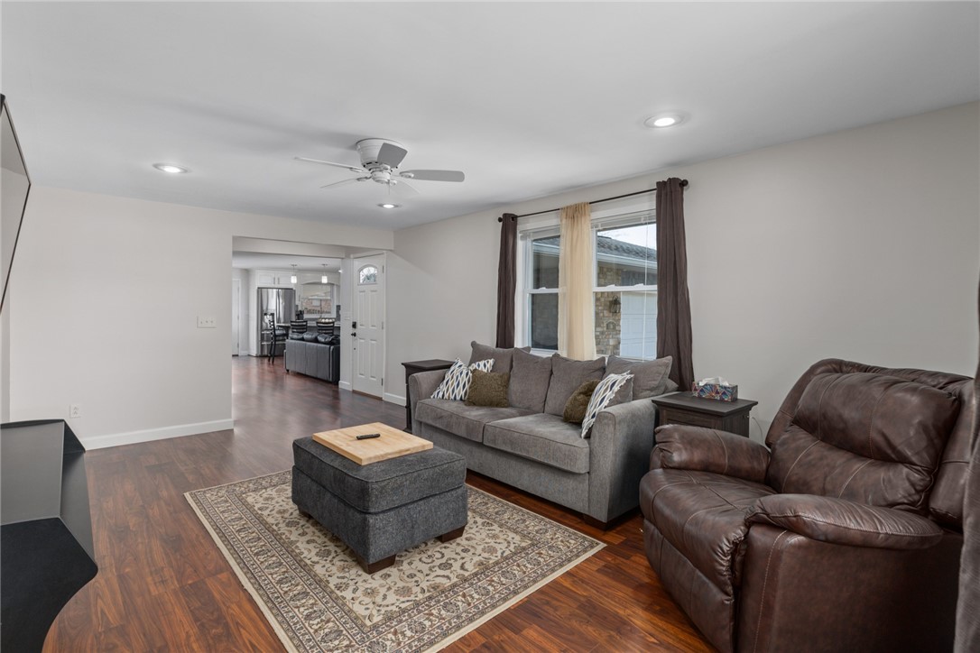 1107 Collins Drive Property Photo 13