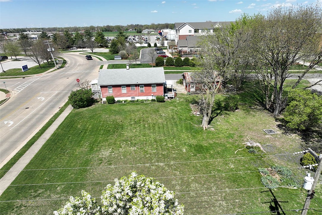 1104 Clement Avenue Property Photo 4