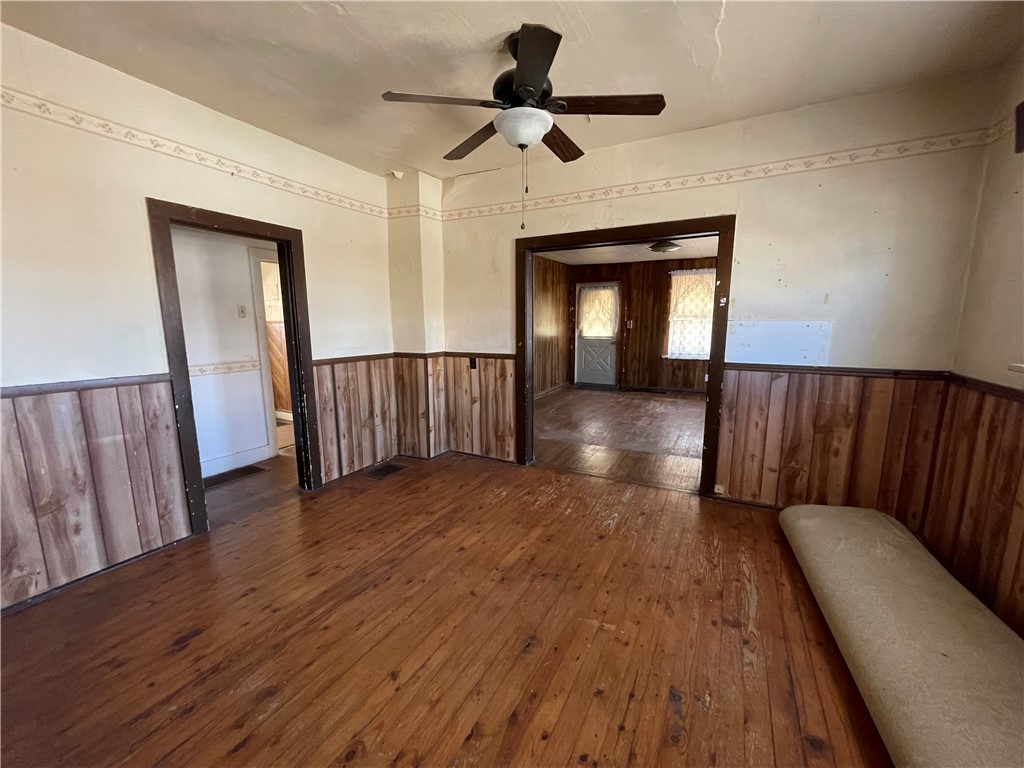 1104 Clement Avenue Property Photo 9
